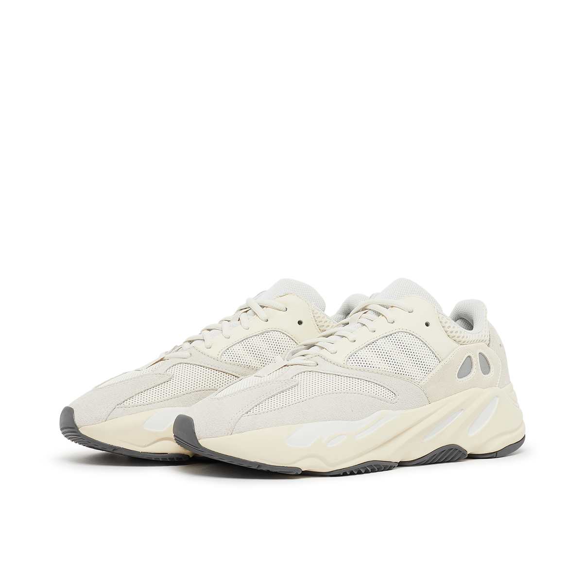 adidas Yeezy Boost 700 "Analog EG7596 beige