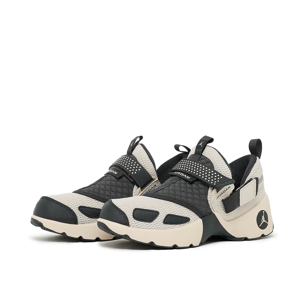 Jordan Wmns Trunner LX Sneaker Women beige Size 38.5