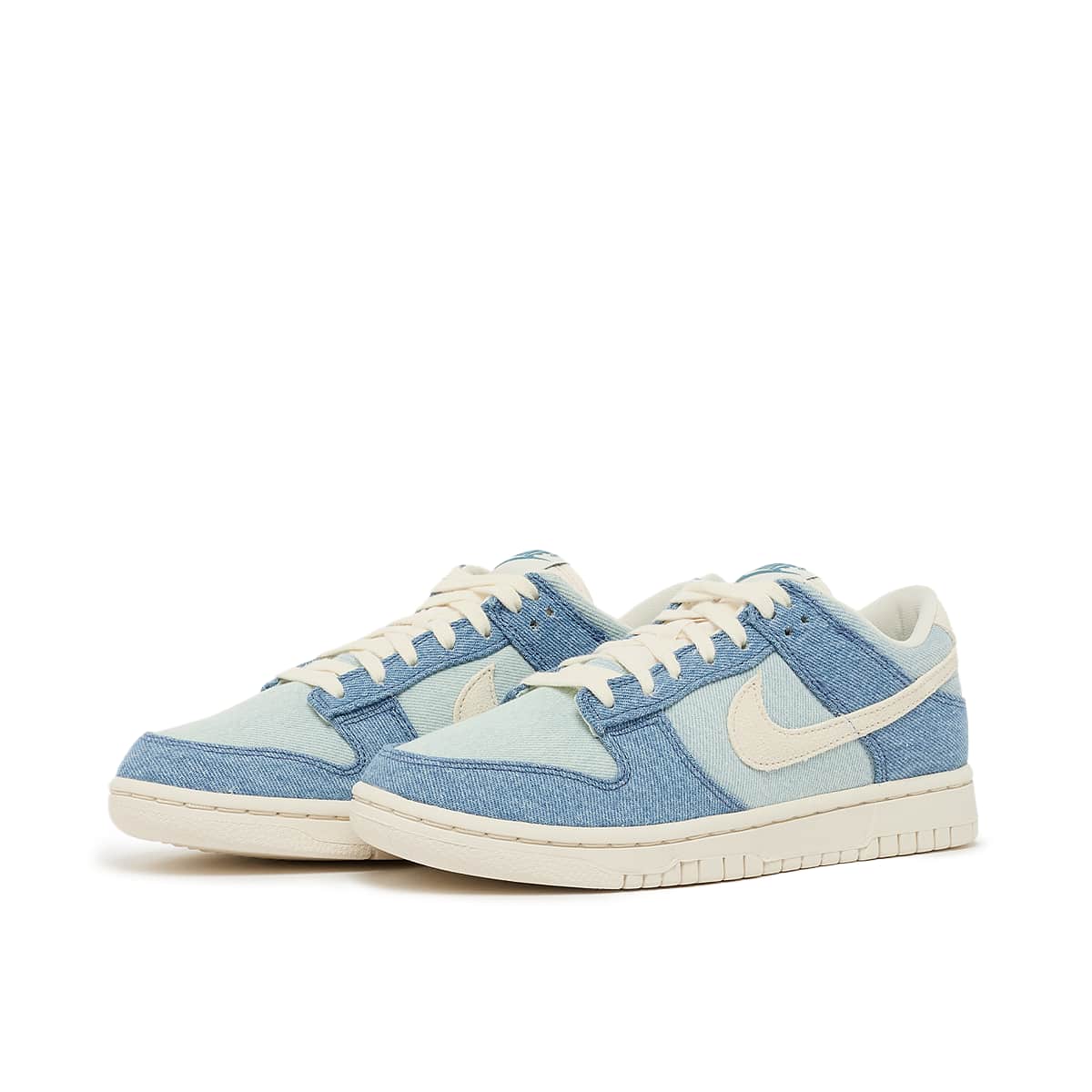 Nike Wmns Dunk Low "Smokey Blue Denim" Sneaker Women blue Size 36.5, vue de côté