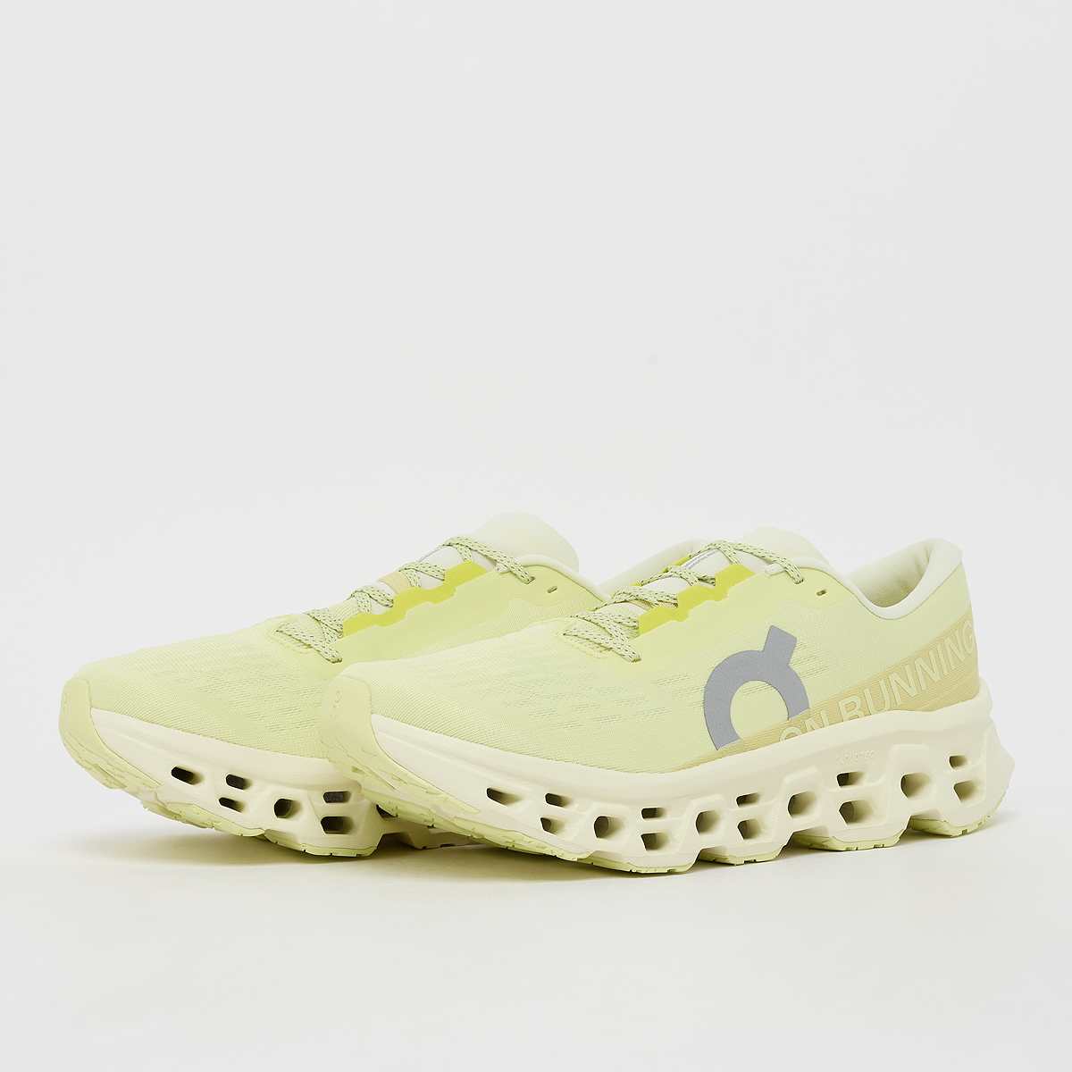 On Running Cloudmonster prix pas cher