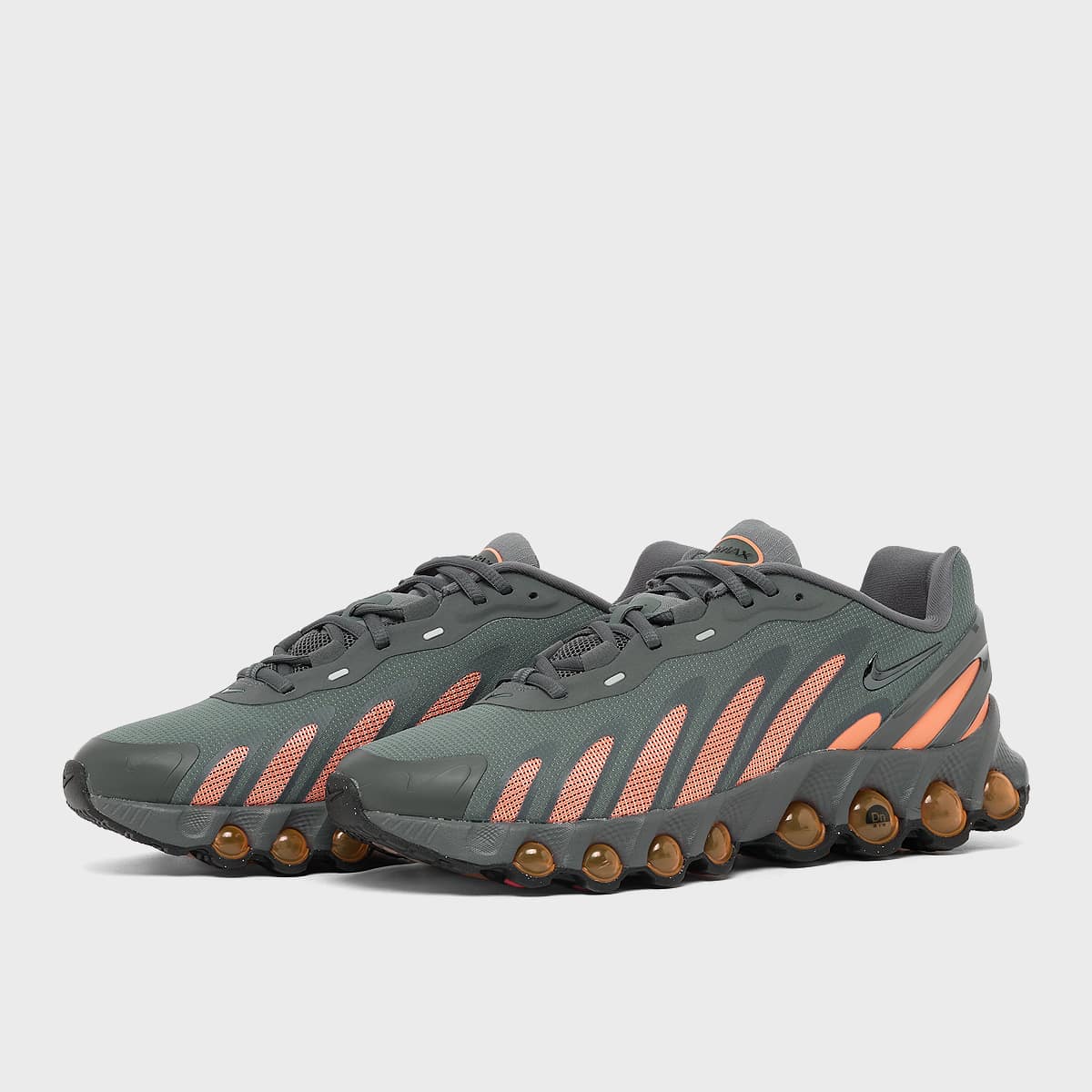 Nike Air Max Dn8 Sneaker Men grey Size 41, vue de côté