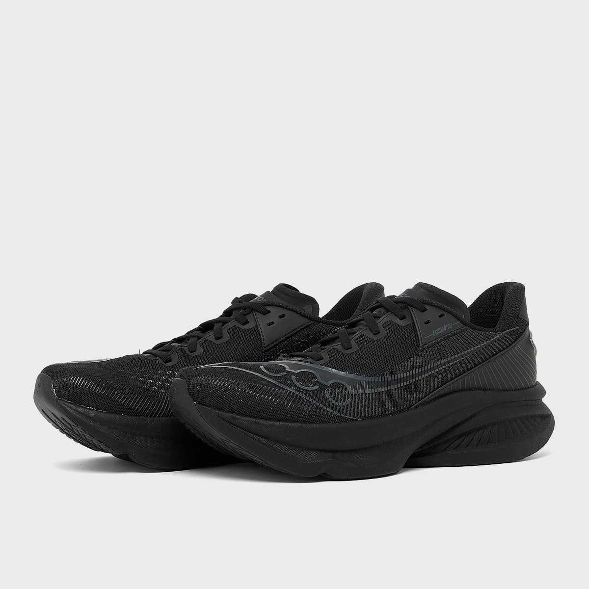 Saucony Endorphin Azura Black