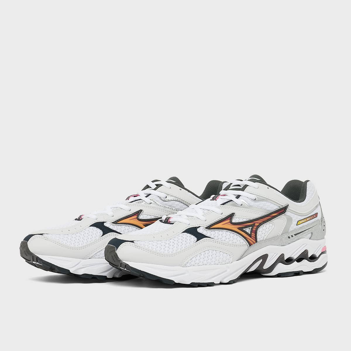 Mizuno Wave Mustang Ls 1066400 white
