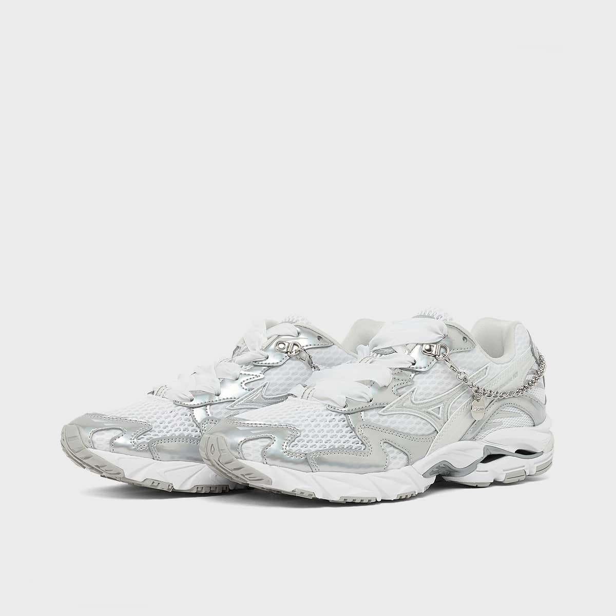 Mizuno Wave Rider 1161766 white