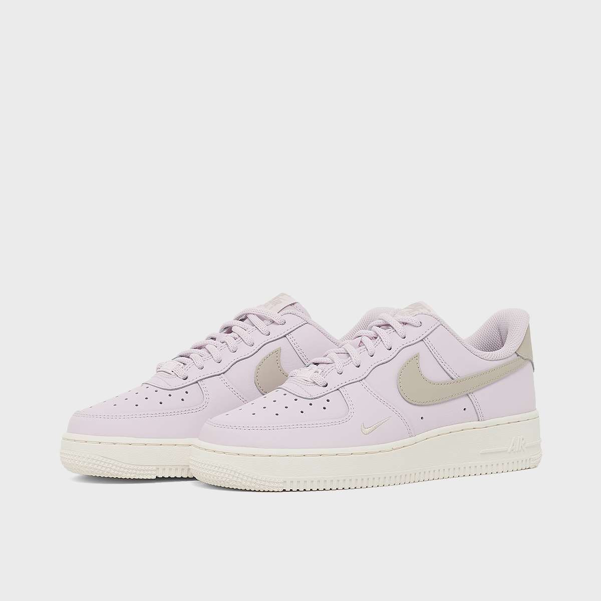 Nike Wmns Air Force 1 '07 Sneaker Women light pink Size 36.5, vue de côté