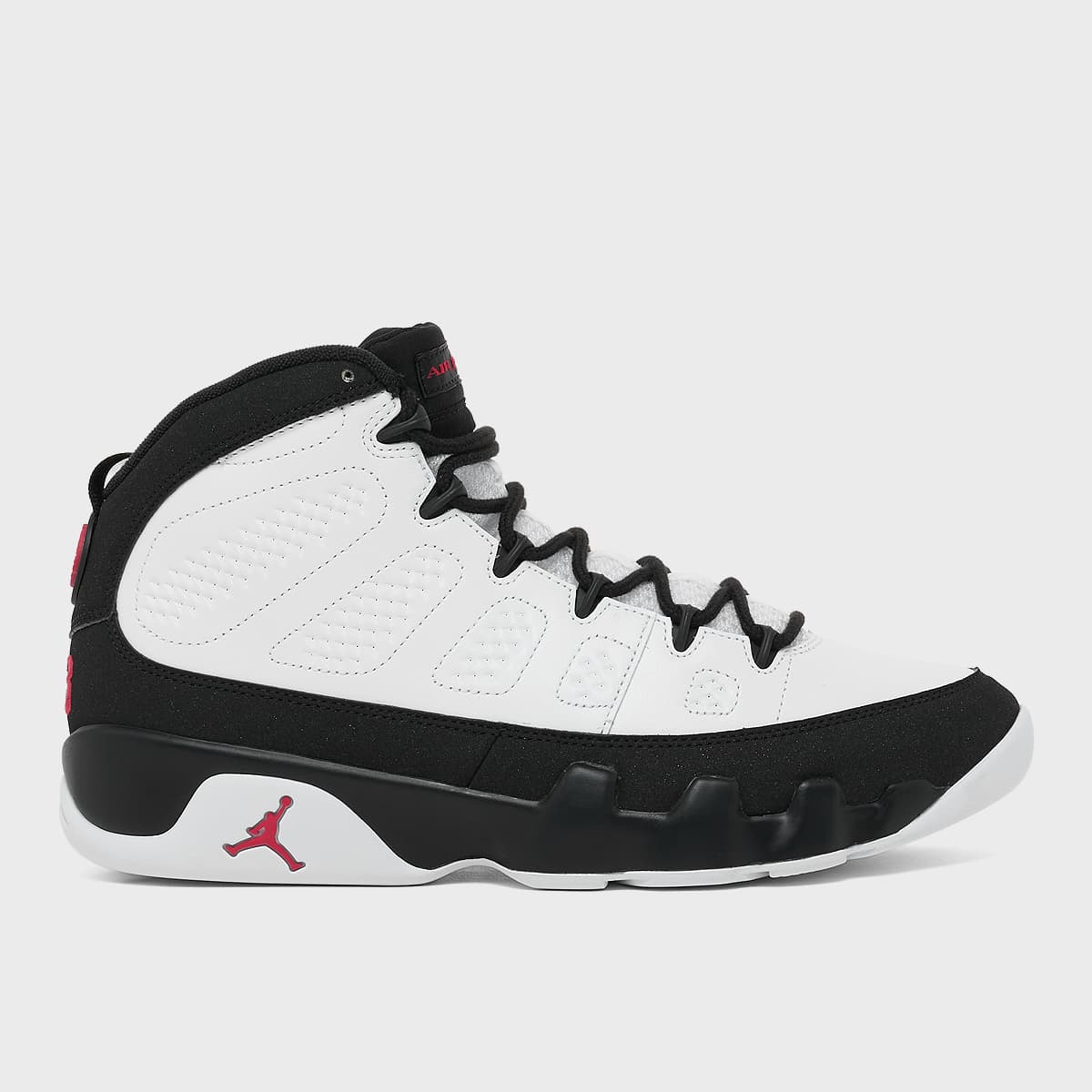 Jordan Air 9 'Space Jam nouveauté