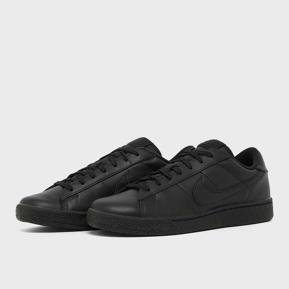 Nike Tennis Classic CS Sneaker Men black Size 42, vue de côté
