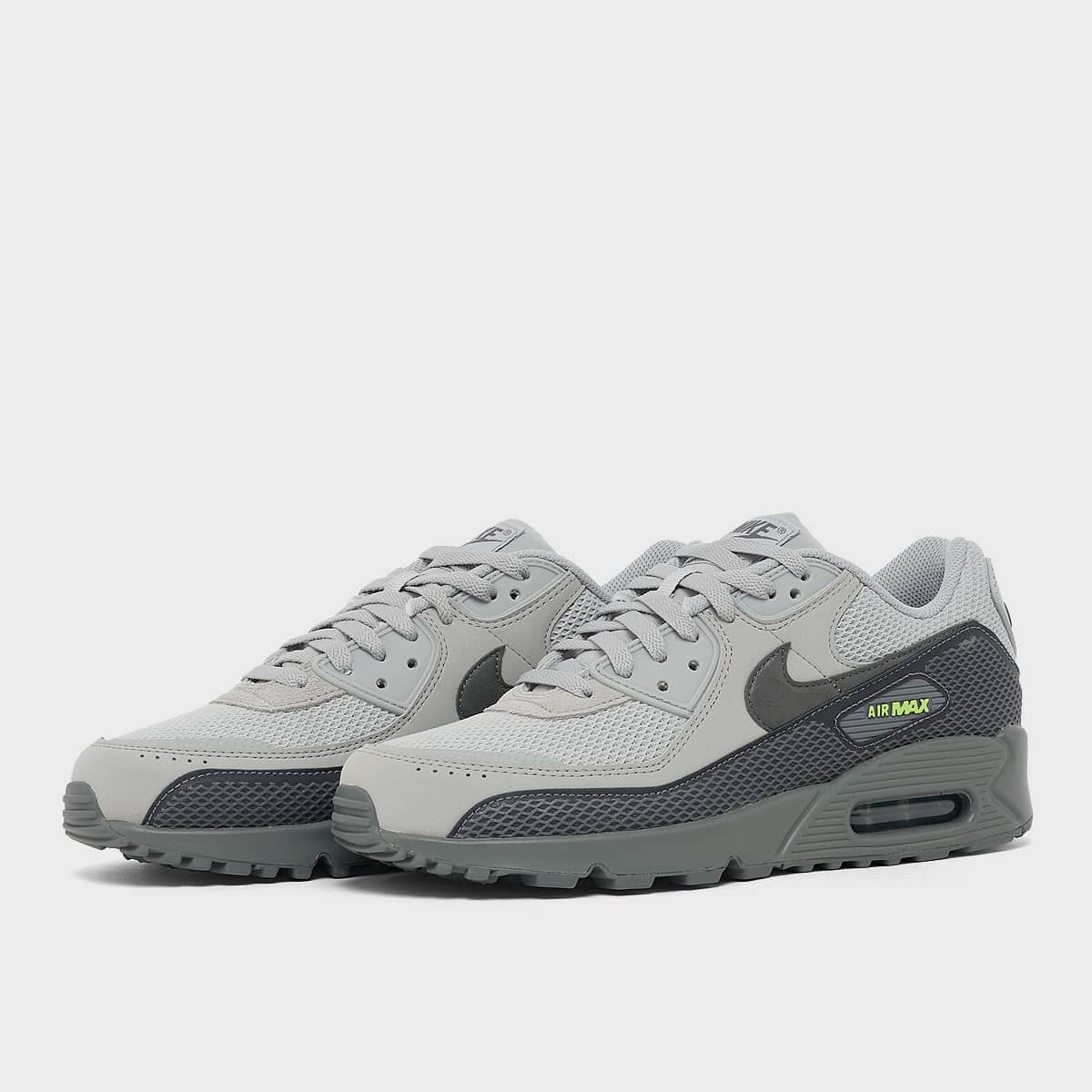 Nike Air Max 90 Premium Sneaker Men grey Size 41, vue de côté