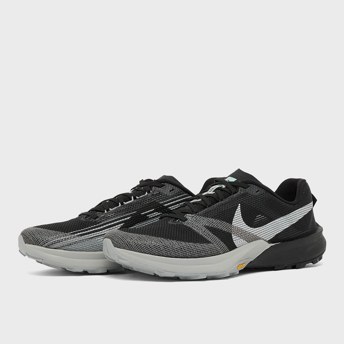 Nike Kiger 10 Sneaker Men grey Size 41, vue de côté