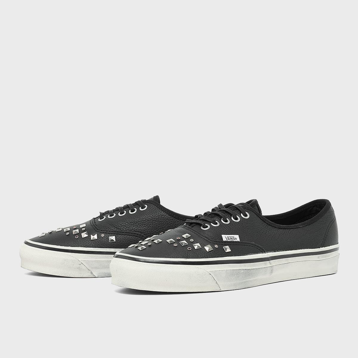 Vans Authentic 44 promotion