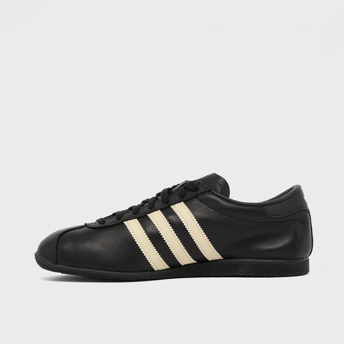 adidas Paris nouveauté