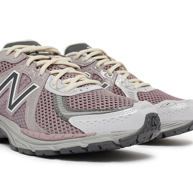 New Balance 860 "Ice Wine" (ML860BW2) light pink 85317 5