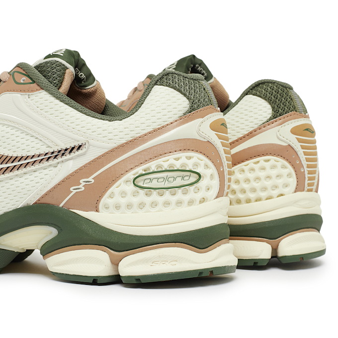 Saucony x Seanella Abraham Progrid Triumph 4 braun 86459 5
