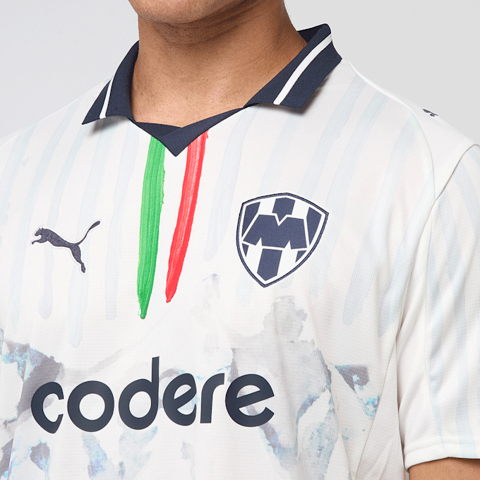 PUMA x KidSuper CF Monterrey Jersey Replica weiß 88424 5