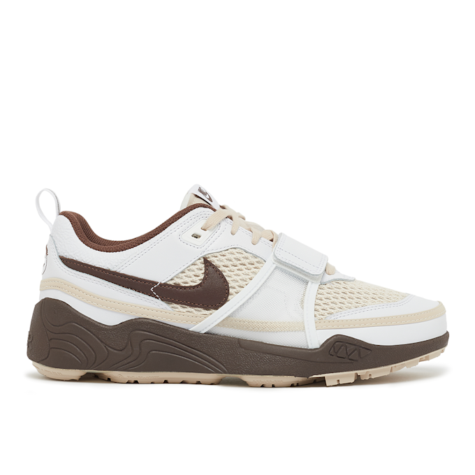 Nike x Travis Scott Zoom Field Jaxx "Light Chocolate" braun 88820 2