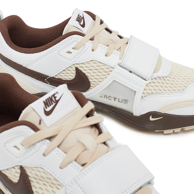 Nike x Travis Scott Zoom Field Jaxx "Light Chocolate" braun 88820 6