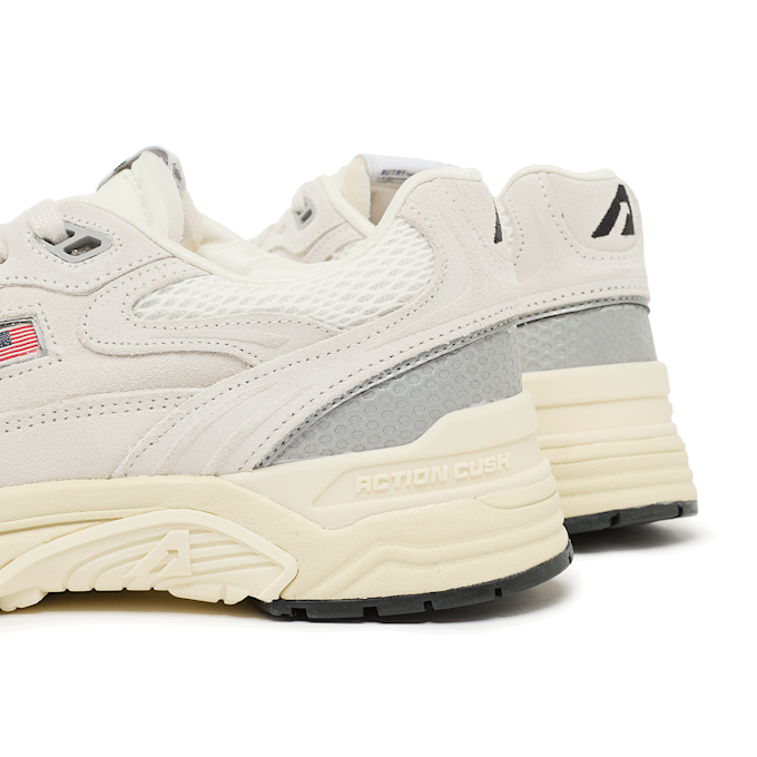 Autry Hyperway Low Man Suede Mesh white/silver grey 85736 5