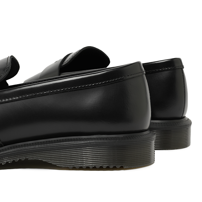 Dr. Martens Temara black polished smooth black 89262 5