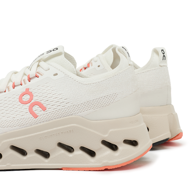 On Cloudsurfer Max ivory | salmon weiß 87428 5