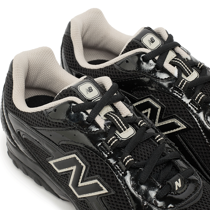 New Balance Wmns 204 (U204LMRA) black 88537 6