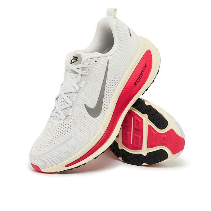 Nike Nike Vomero 18 platinum tint/mtlc pewter-siren red grey 86501 7