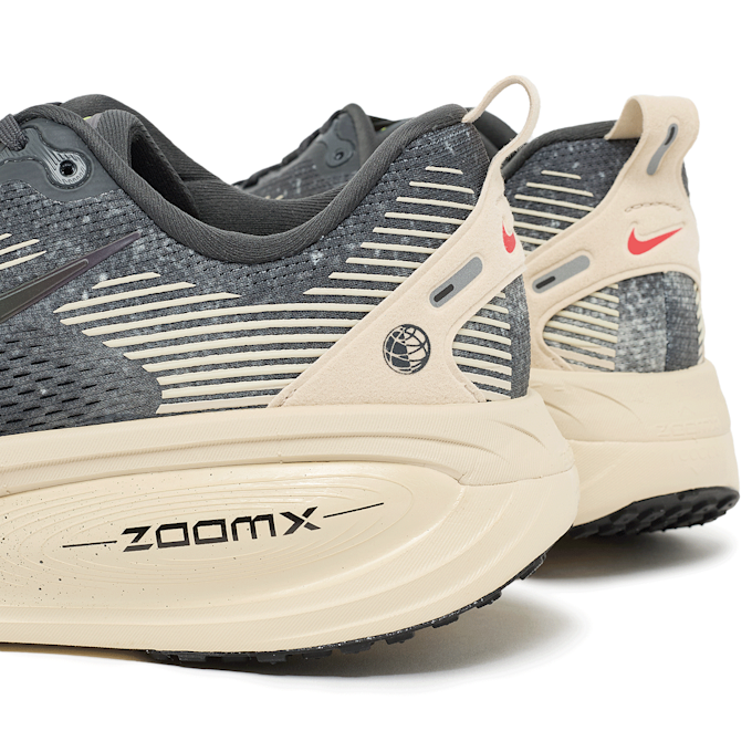 Nike Nike Vomero 18 oatmeal/black-anthracite-volt grau 90115 6