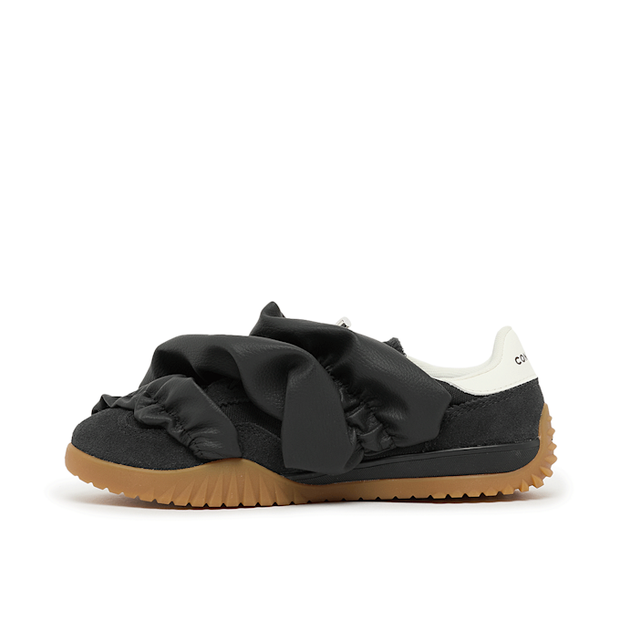 Converse Wmns Run Star Trainer Ruffle zwart 85848 3