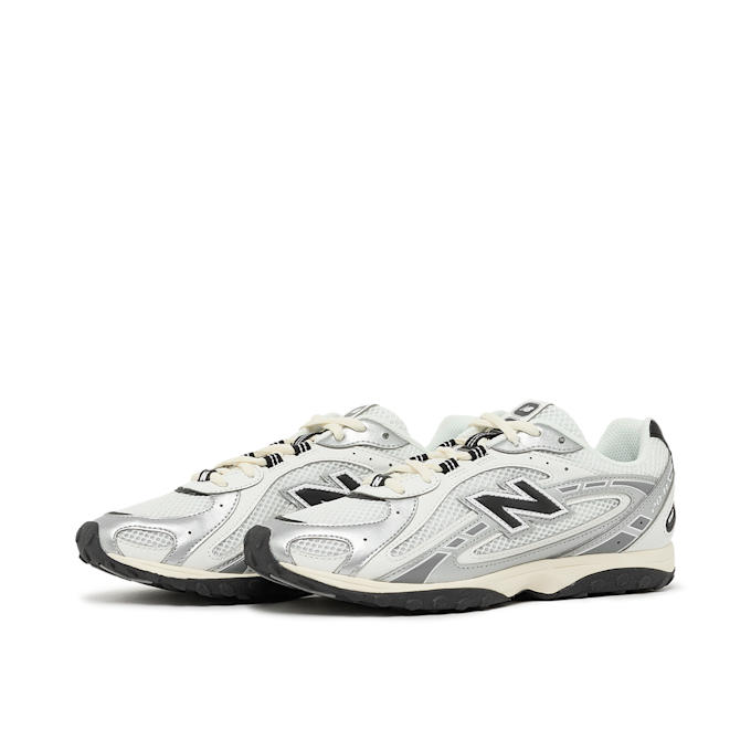 New Balance Wmns 204L (U204LSWD) silber 85881 1