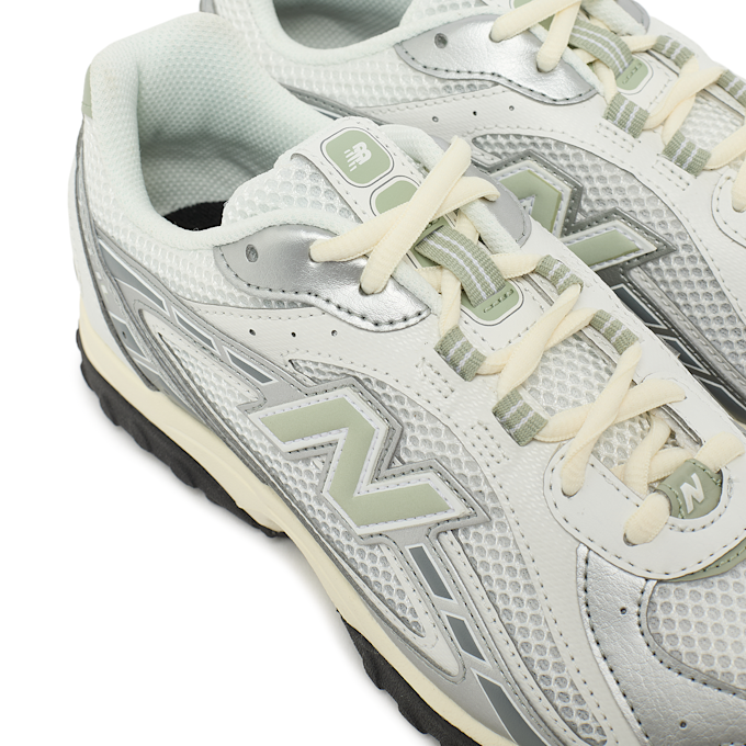 New Balance Wmns 204L (U204LSWB) silver 87472 6