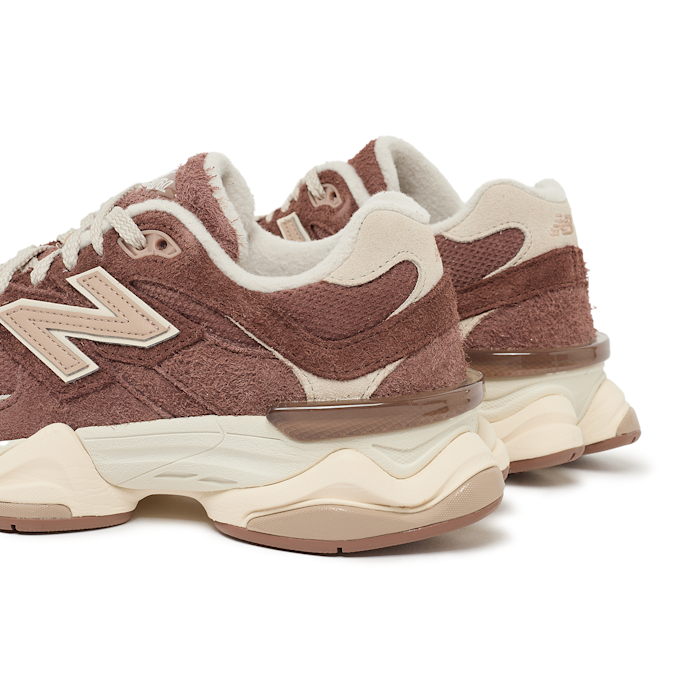 New Balance Wmns 9060 (U9060CCC) brown 88559 5