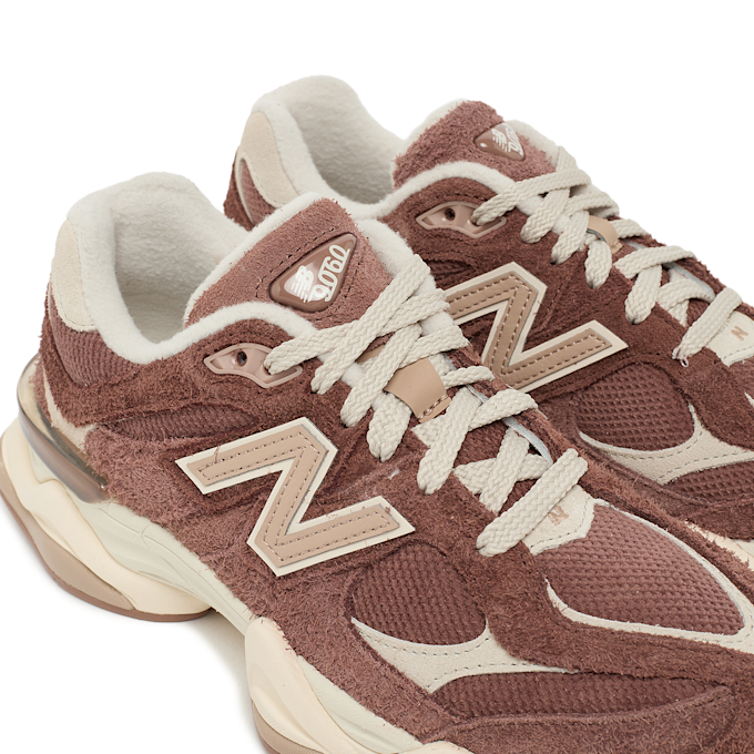 New Balance Wmns 9060 (U9060CCC) brown 88559 6