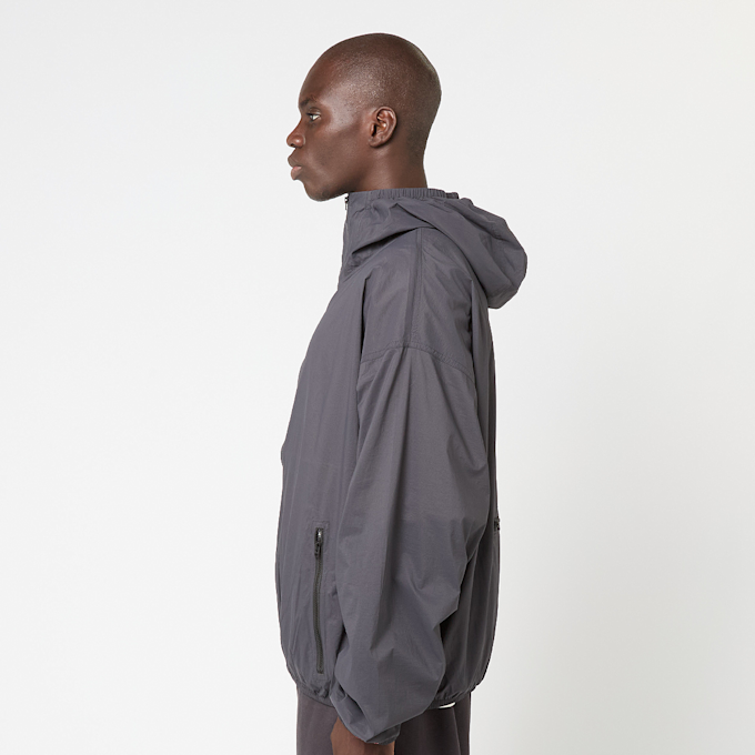 The North Face Redbox Packable Hooded Wind Jacket grey 89772 3