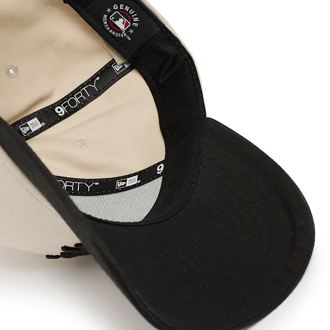 New Era Colourblock 9Forty New York Yankees stnotc beige 90870 4