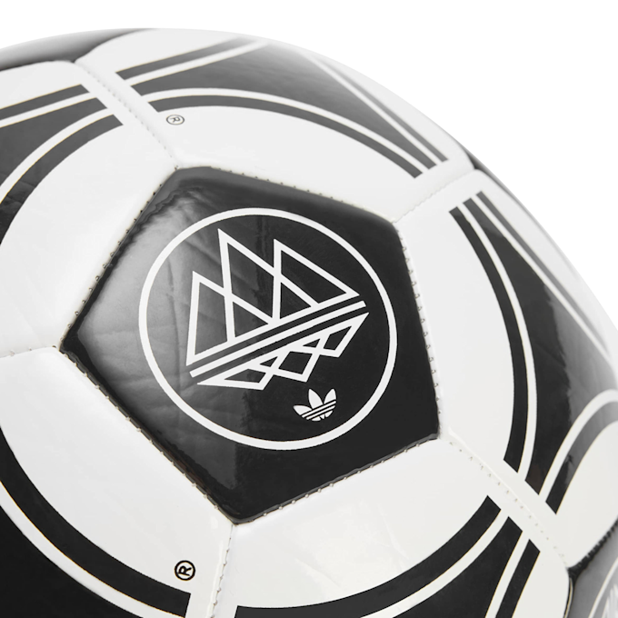 adidas Originals SPZL F.C. Ball wit 87541 4