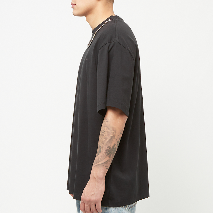Buy Ambush Ballchain T-Shirt in black | BMAA001S24JER0011010