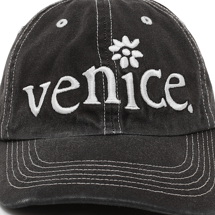Buy ERL Venice Embroidered Cap Woven in zwart | ERL10K002-1