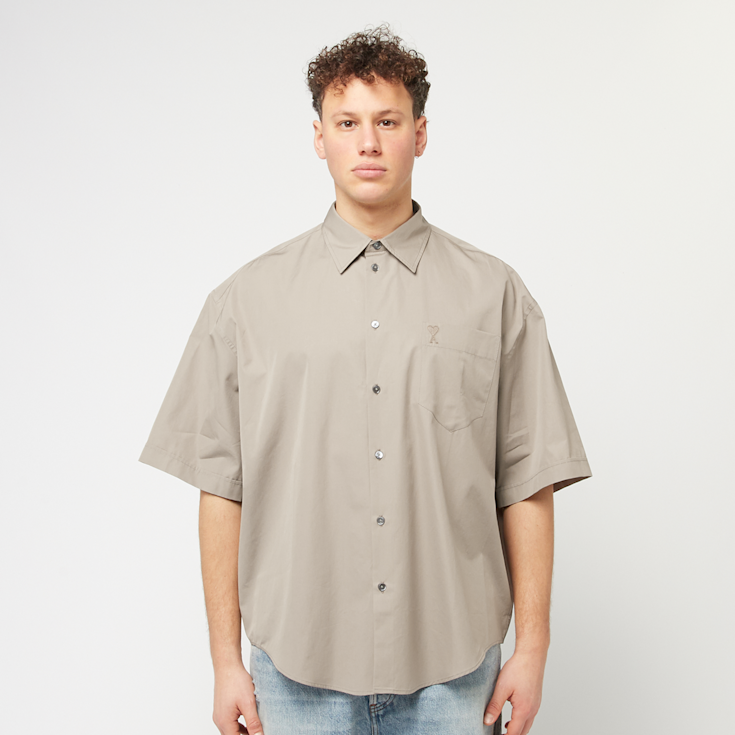 Buy AMI PARIS Short Sleeve Boxy Shirt in beige | HSH240 Buy AMI PARIS Short Sleeve Boxy Shirt in beige | HSH240