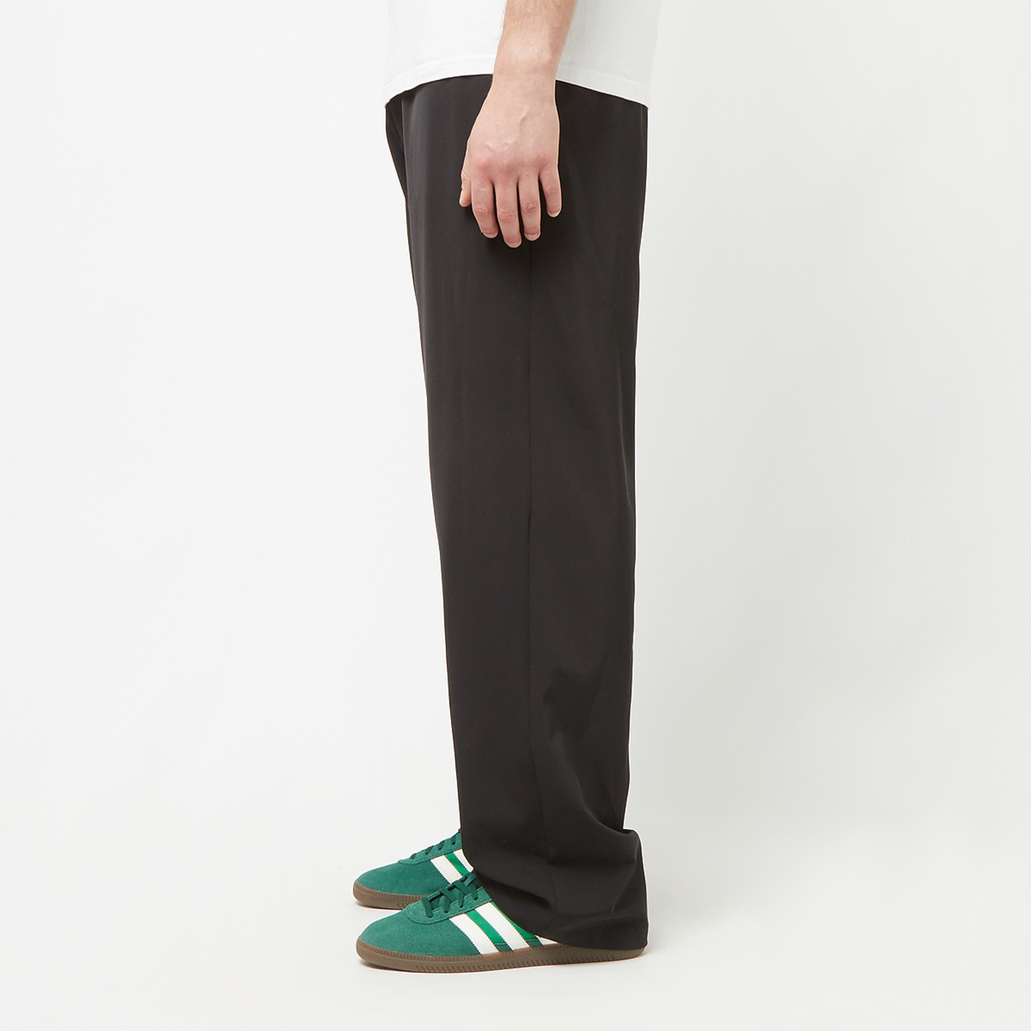 Buy MM6 Maison Margiela Pants in black | SH0KA0002-S54445
