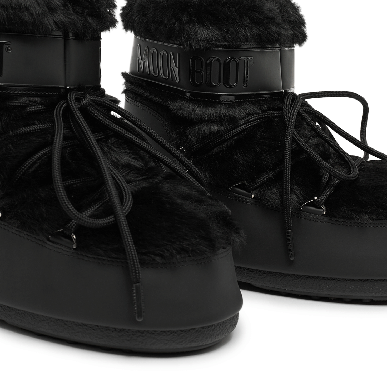 MOON BOOT Icon Low PVC  boots　ムーンブーツ ICON LOW CREAM RUBBER BOOTS | Moon Boot®