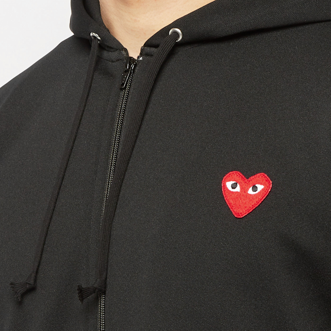Comme des Garcons Play Play Red Heart Hooded Zip Sweatshirt noir 58445 5