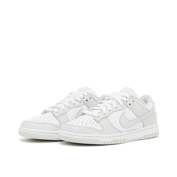 Nike Wmns Dunk Low ''Photon Dust'' white 58955 1