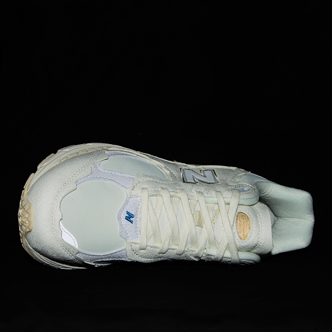 New Balance 2002 "Protection Pack" (M2002RDC) beige 60193 9