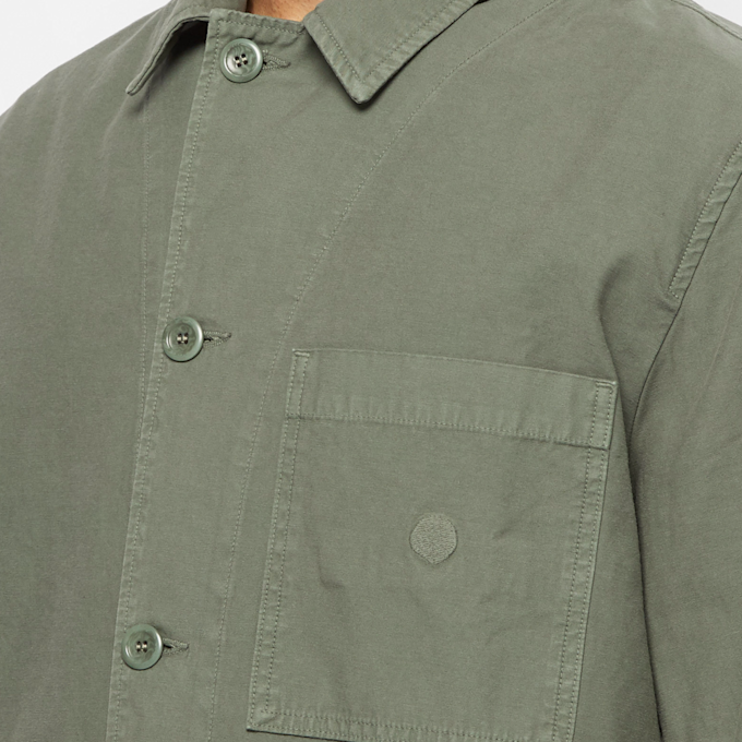 Norse Projects x Geoff McFetridge Mads Backsatin groen 66523 5