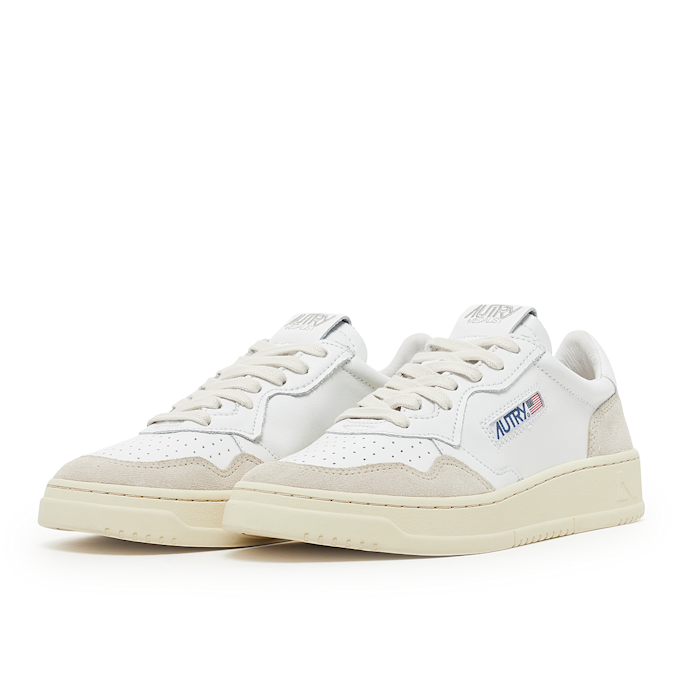 Autry Wmns 01 Low WLS33 wit 67242 1