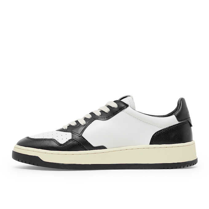 Autry 01 Low WB01 zwart 67248 3