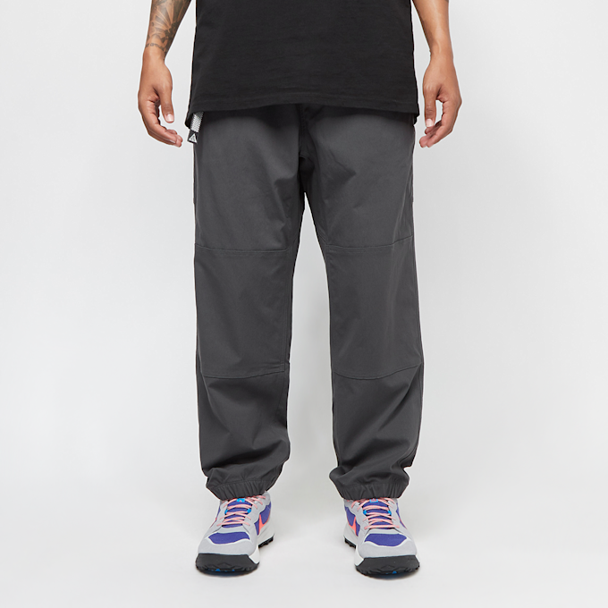 Nike ACG Trail Pant gris 69644 2
