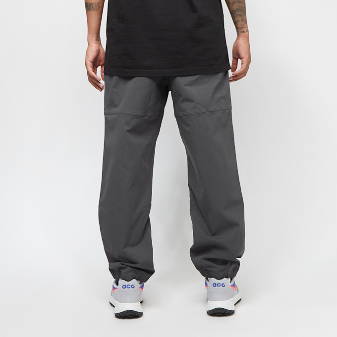 Nike ACG Trail Pant gris 69644 4