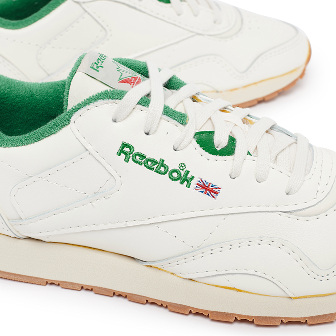Reebok Classic Leather Plus white 70215 6