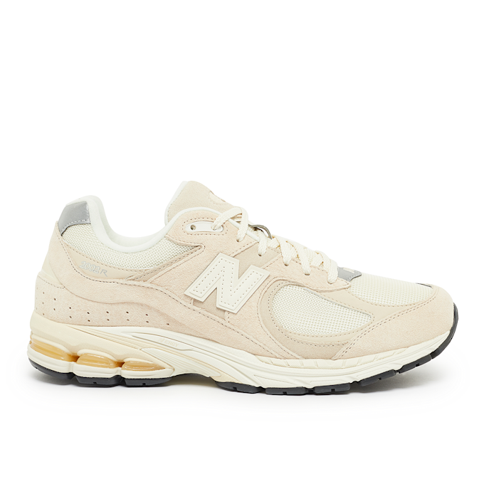 New Balance 2002 (M2002RCC) beige 70716 2