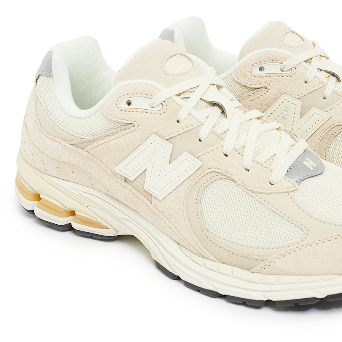 New Balance 2002 (M2002RCC) beige 70716 6